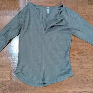 Free People Intimately | Olive Collard V-neck, Ribbed Fabric | Size: S•P